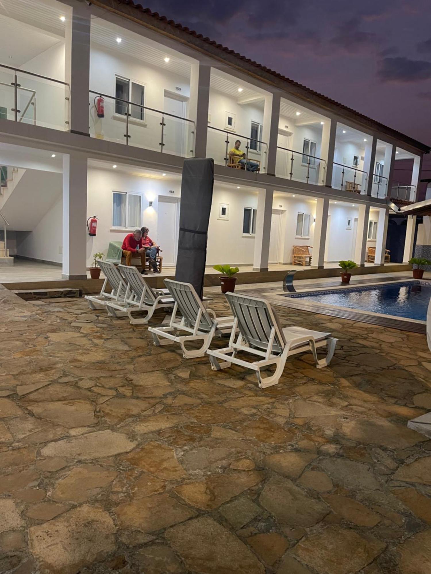 Hotel Kenito Sao Tome Bagian luar foto